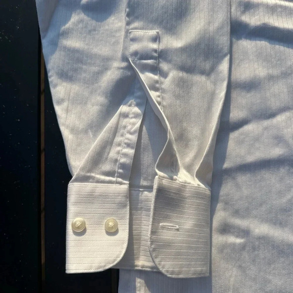Concepts by Claiborne Modern Fit White Striped Collared Button Down Shirt Sz 17 - Picture 2 of 4